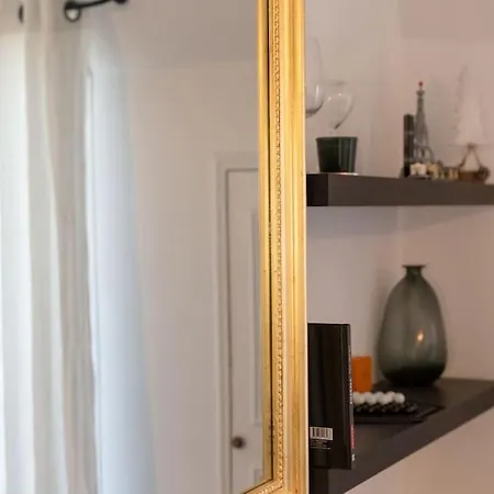 Le Pantheon Jo 2024. Apartment *