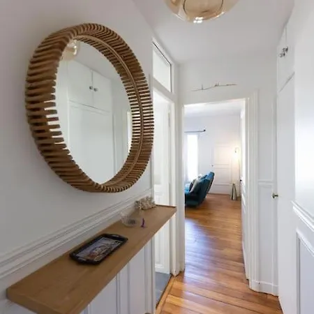 Apartment Le Pantheon Jo 2024. Paris